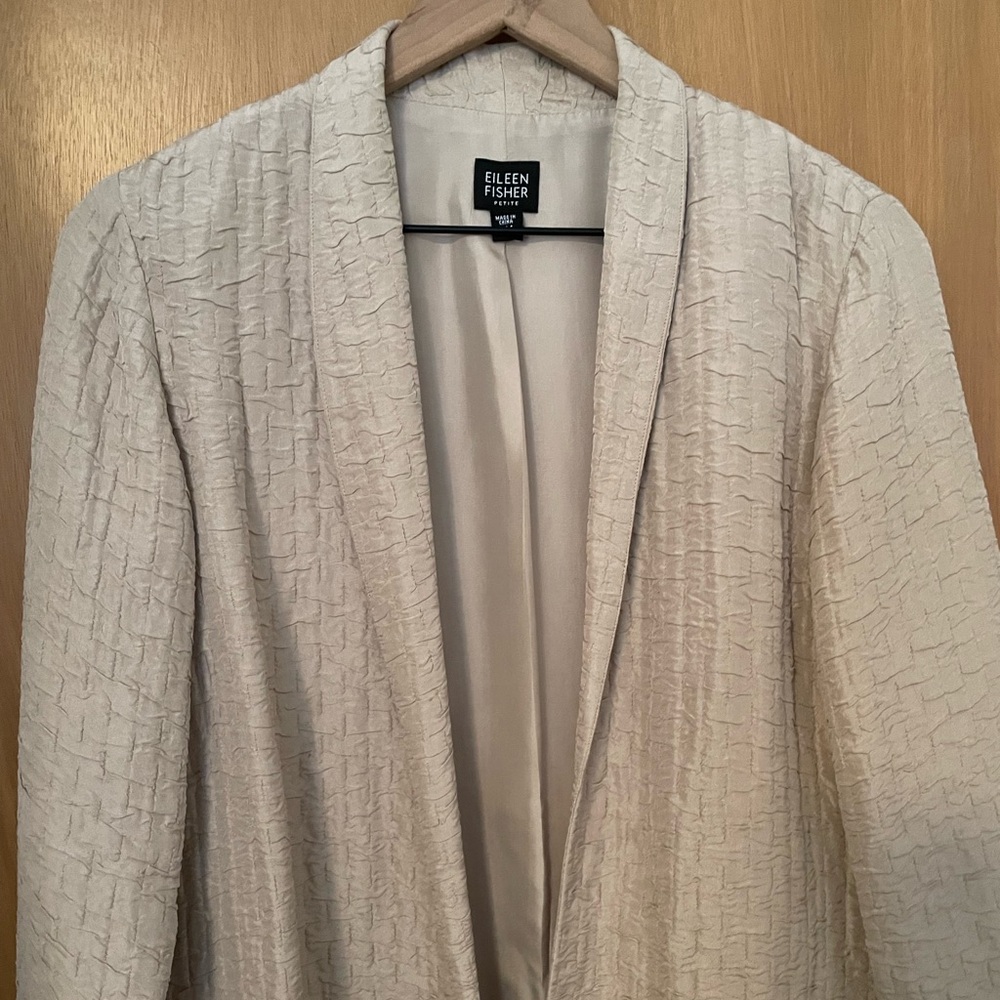 Eileen Fisher Silk + Linen Lightweight Crinkle Open Blazer Size M. - Picture 6 of 8
